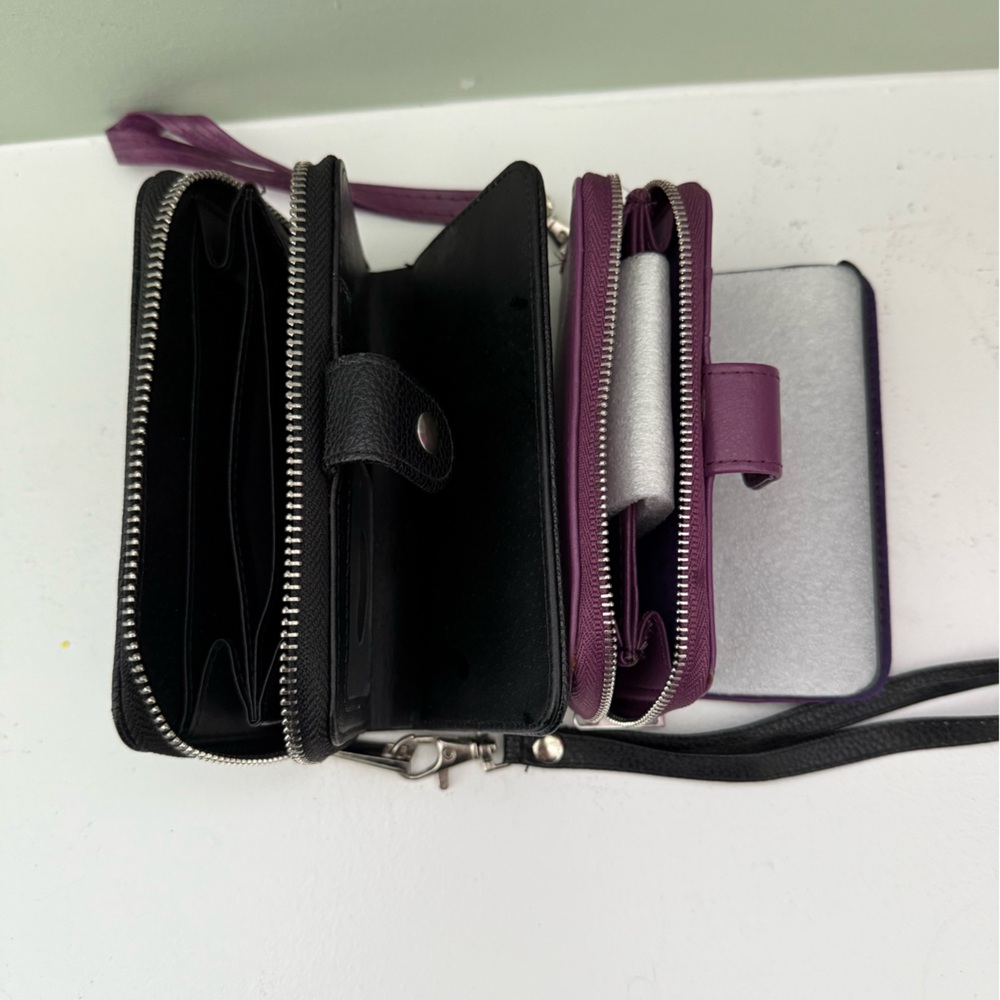Apple IPhone 5 Black and Purple Phone Case Wallets